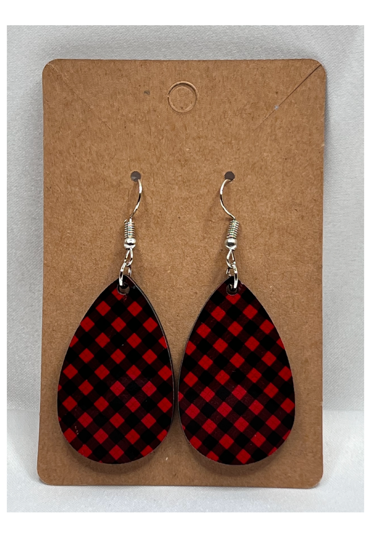 ITS CHECKERED DIAMOND SHAPED EARRINGS – Cocobellas Gifts